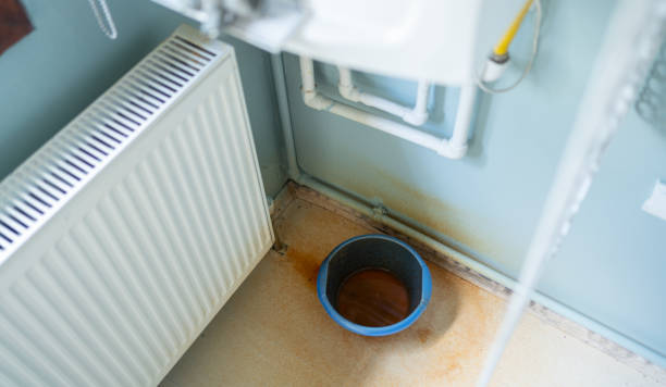 Best Emergency water damage restoration  in Suquamish, WA